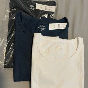 NWT JCrew Organic Slub Cropped Tshirts. 3 colors: black, navy and white. Size M.